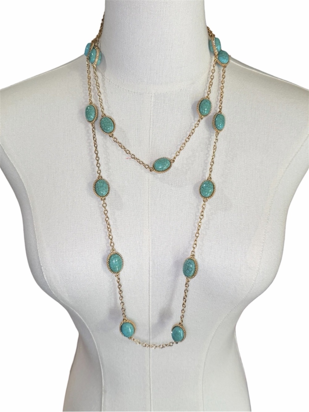 Turquoise Layered Oval Beaded Necklace - Picture 7 of 7